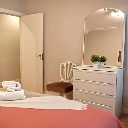 Apartment Curto - Amplio Apartamento En El Centro De Castro