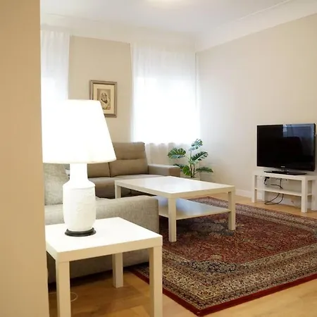 Curto - Amplio Apartamento En El Centro De Castro * Castro Urdiales