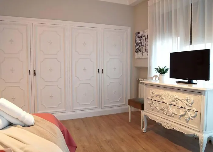 Daire Curto - Amplio Apartamento En El Centro De Castro *